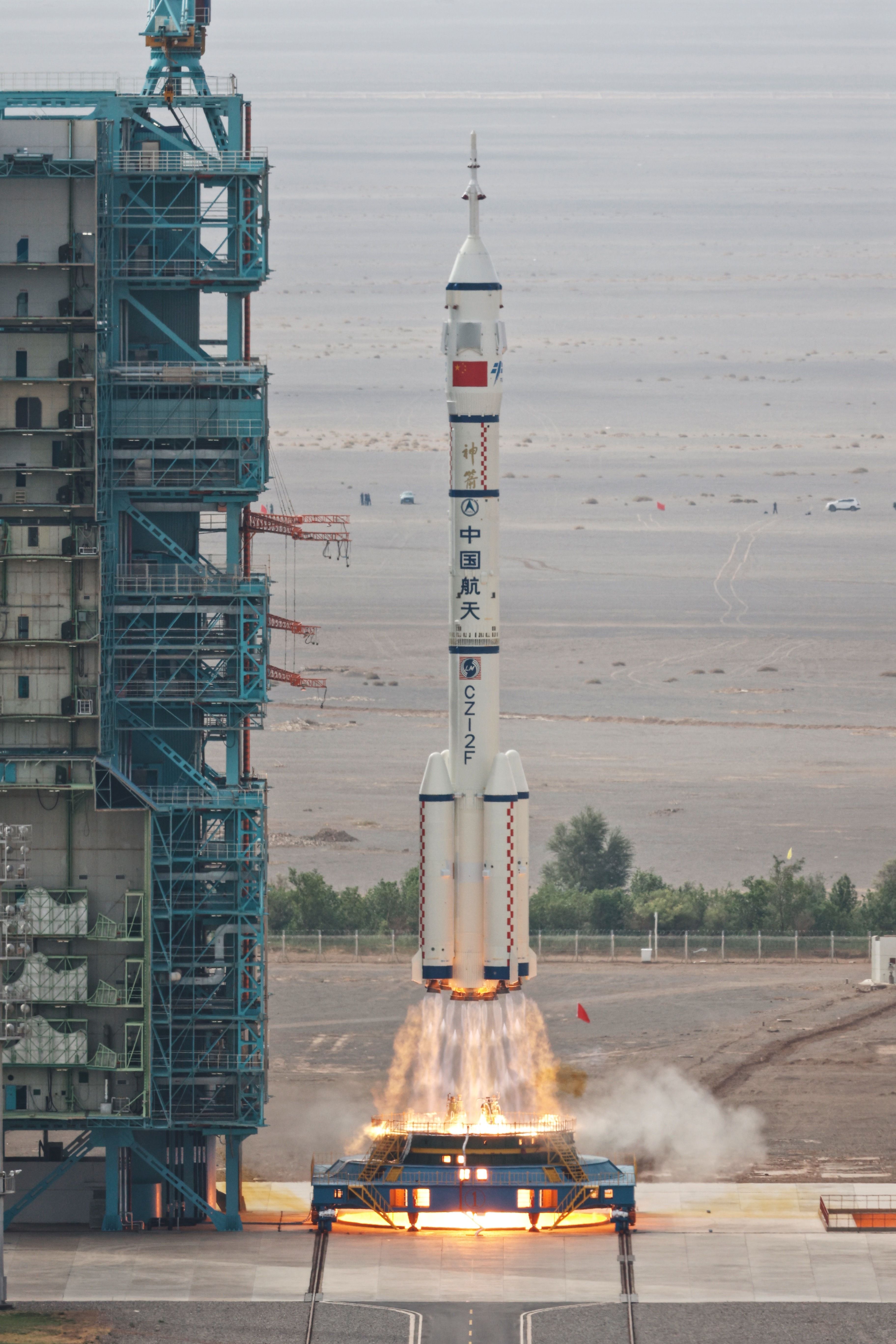 No, China's Tiangong-2 space lab (probably) isn't about to fall to ...